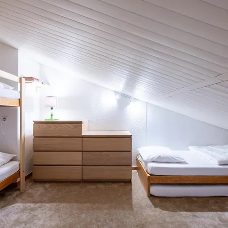 Appartement Lauziere Dessus 50 *